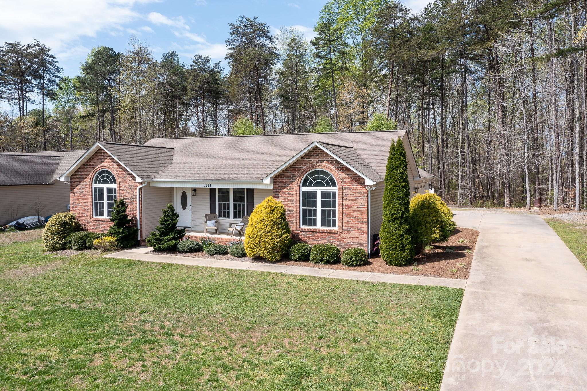 6831 Forney Hill Road Denver, NC 28037 - Photo 4 of 34 Gallery Image 4