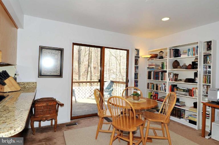 4620 Beechwood Road Ellicott City, MD 21043 - Photo 8 of 17 Breakfast Area