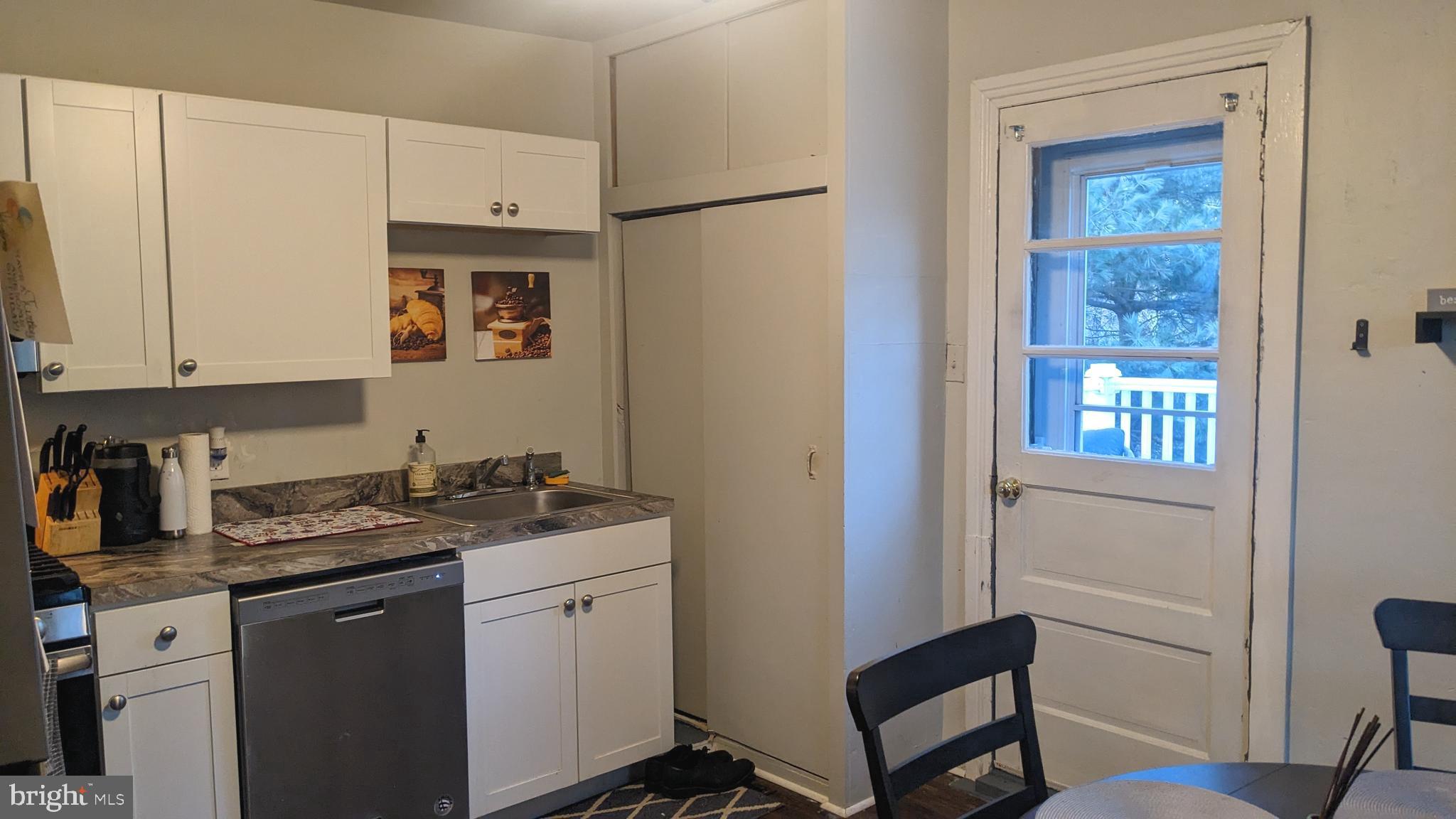 604 West Holly Avenue, Unit B Pitman, NJ 08071 - Photo 11 of 25