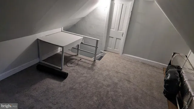 $1,600 | 604 West Holly Avenue, Unit B, Pitman, NJ 08071