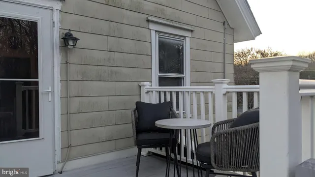 $1,600 | 604 West Holly Avenue, Unit B, Pitman, NJ 08071