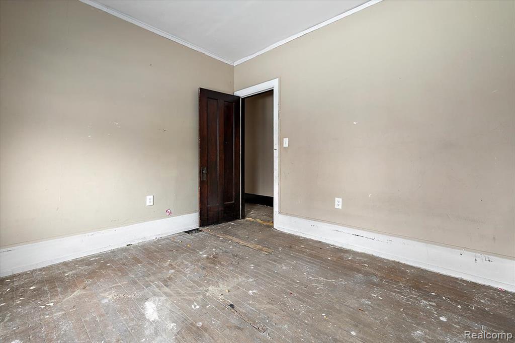 3000 Field Street Detroit, MI 48214 - Photo 13 of 77