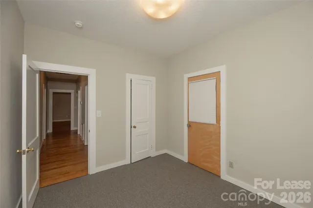 $1,600 | 212 South Broad Street, Brevard, NC 28712