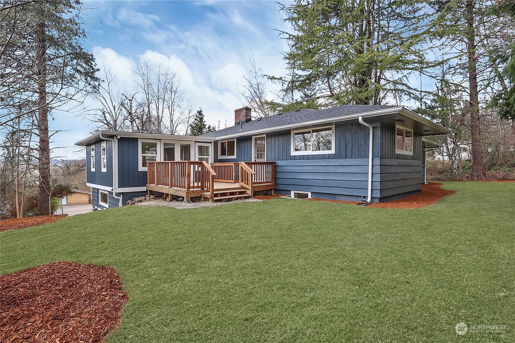 3400 Talbot Road South Renton, WA 98055 - Photo 20 of 35 a front view of a house with garden