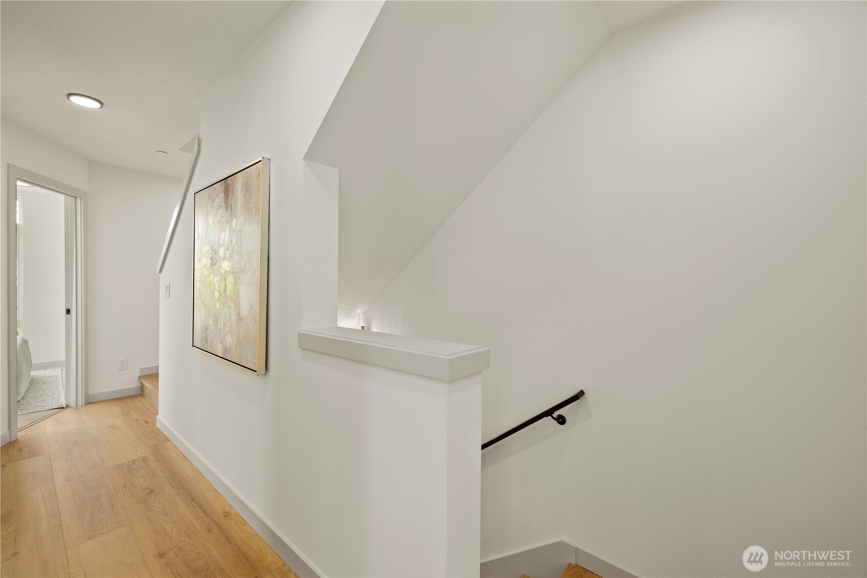 7013 9th Avenue Northeast Seattle, WA 98115 - Photo 15 of 28