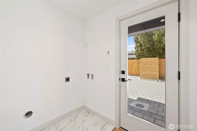 $775,000 | 7013 9th Avenue Northeast, Seattle, WA 98115