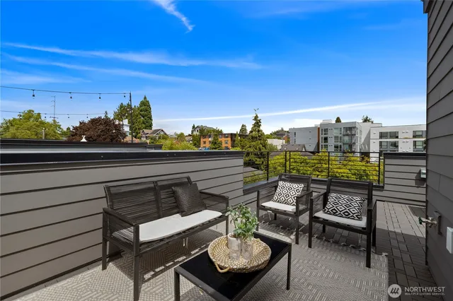 $775,000 | 7013 9th Avenue Northeast, Seattle, WA 98115