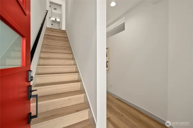 $775,000 | 7013 9th Avenue Northeast, Seattle, WA 98115