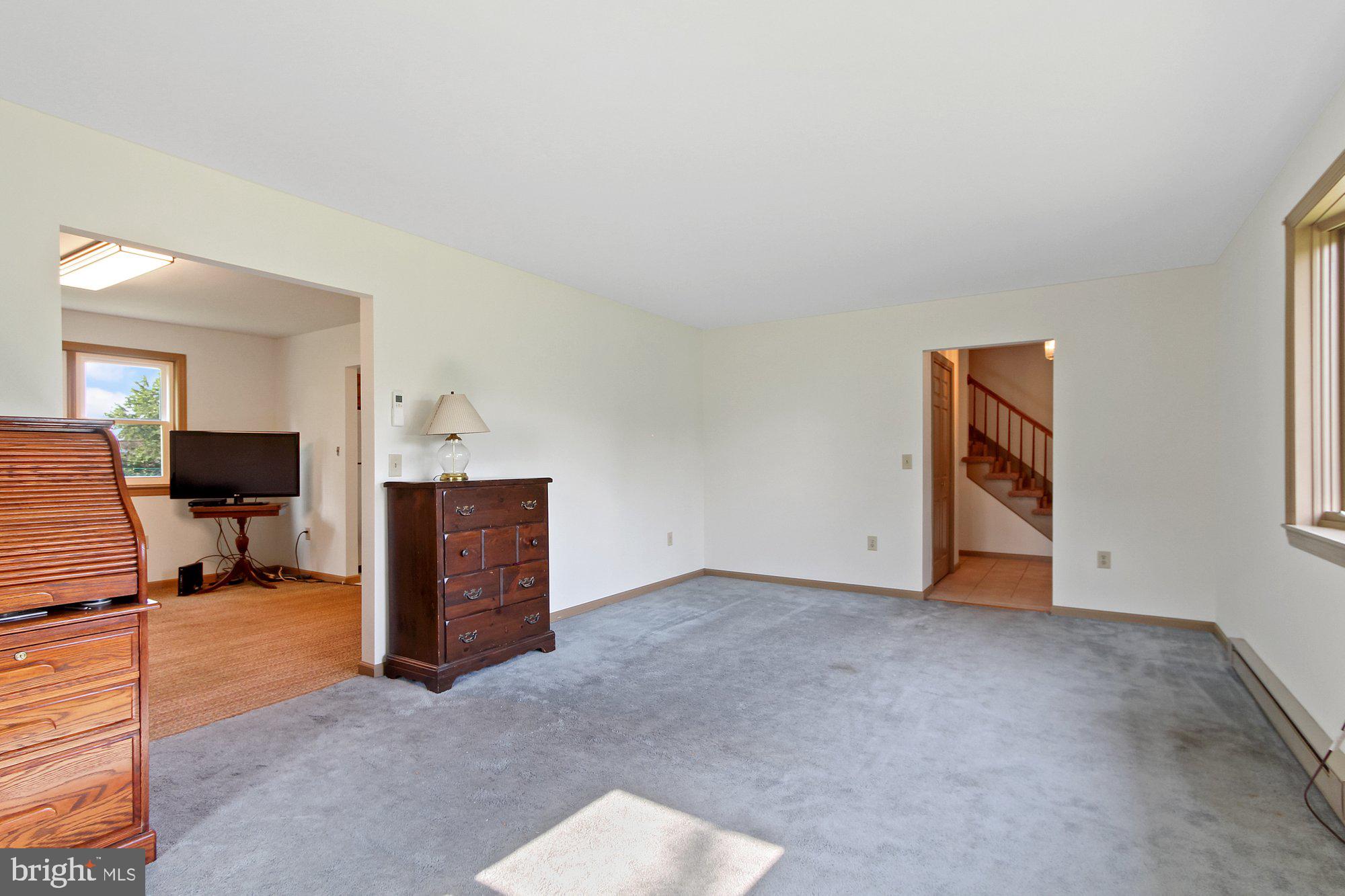 3023 Bricker Road Manheim, PA 17545 - Photo 5 of 28