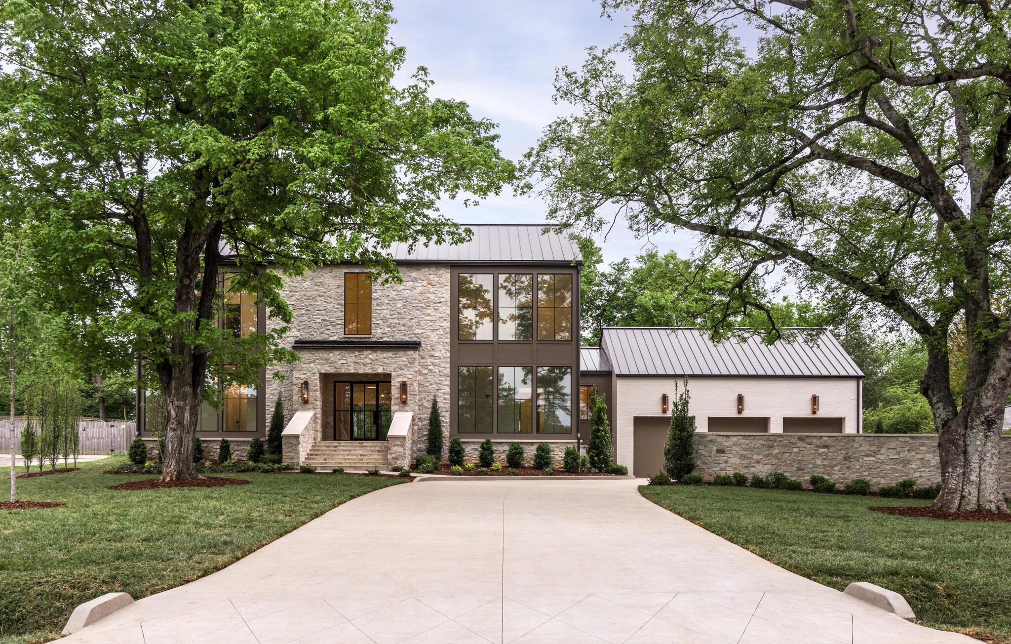 2815 Kenway Road Nashville, TN 37215 - Photo 3 of 23 Gallery Image 3