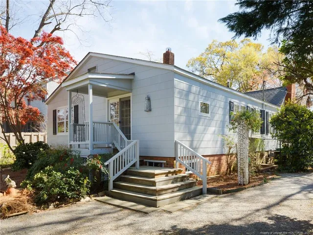 $2,000 | 1524 Brookside Avenue, Fayetteville, NC 28305