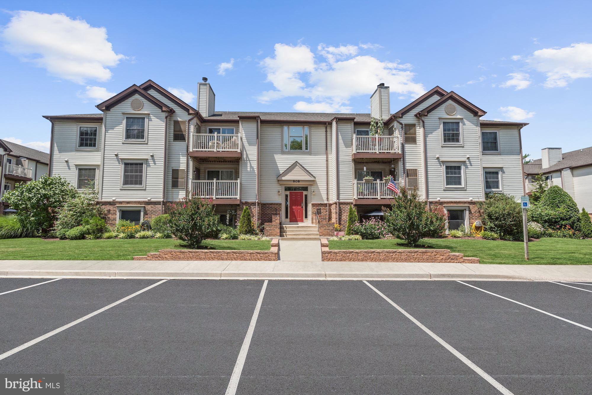 808 Stratford Way #D