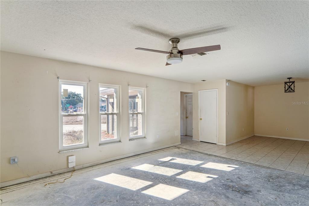 8209 Chaucer Drive Weeki Wachee, FL 34607 - Photo 8 of 46