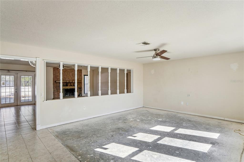 8209 Chaucer Drive Weeki Wachee, FL 34607 - Photo 9 of 46