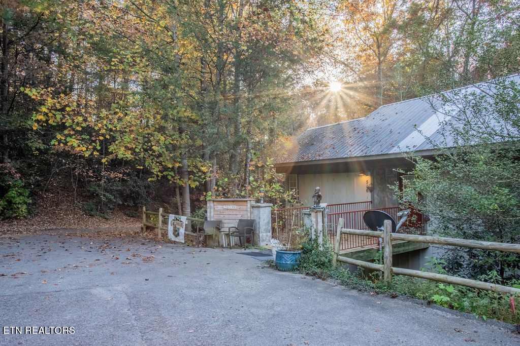 516 Proffitt Road, Unit 1 Gatlinburg, TN 37738 - Photo 8 of 57 a6r9xygdvzsvq15cpjn3