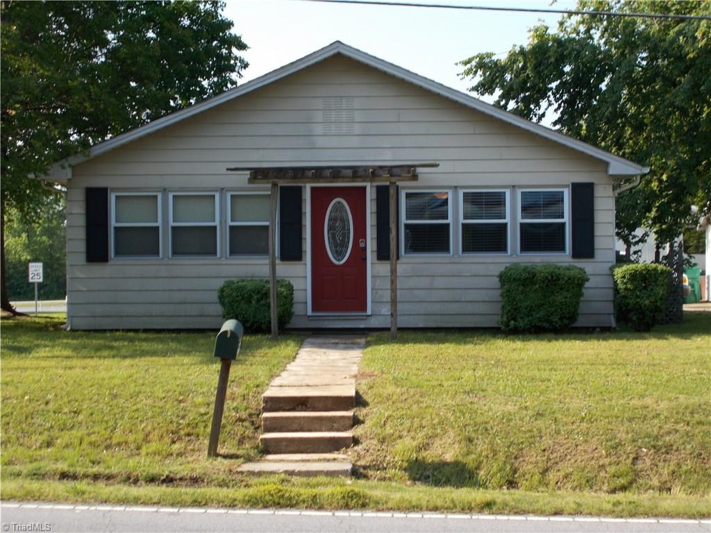 1036 East Fairfield Road High Point, NC 27263 - Photo 1 of 21 Gallery Image 1