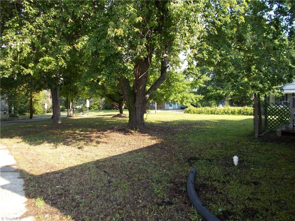 1036 East Fairfield Road High Point, NC 27263 - Photo 19 of 21 Gallery Image 19