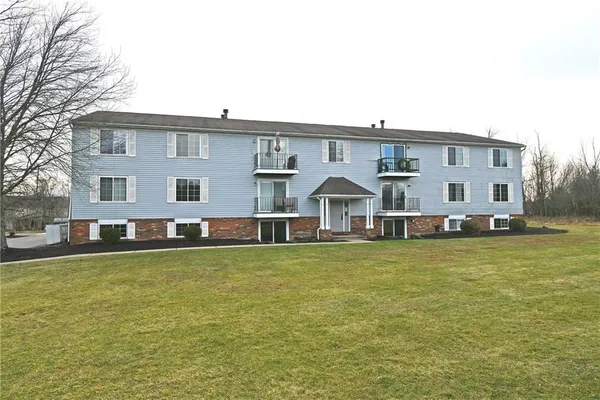 $140,000 | 1642 Jefferson Ridge Drive, Clairton, PA 15025