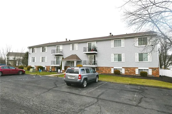 $140,000 | 1642 Jefferson Ridge Drive, Clairton, PA 15025