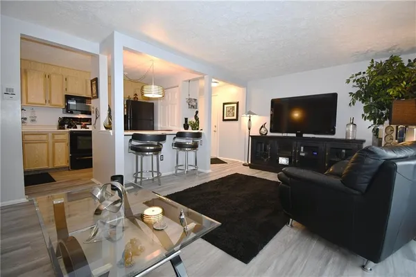 $140,000 | 1642 Jefferson Ridge Drive, Clairton, PA 15025