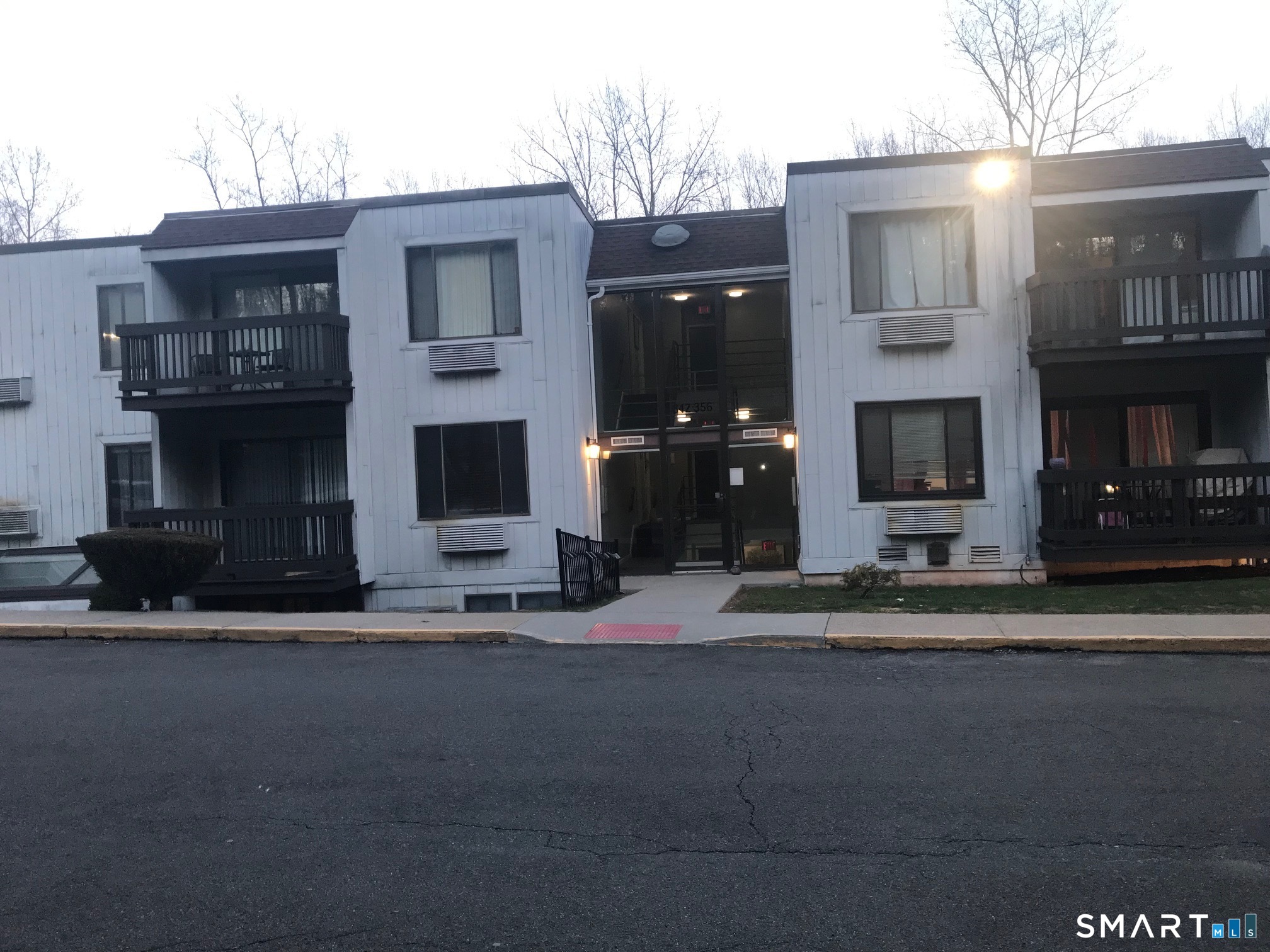 175 Mill Pond Road, Unit 346 Hamden, CT 06514 - Photo 2 of 26 Building Unit 342-356