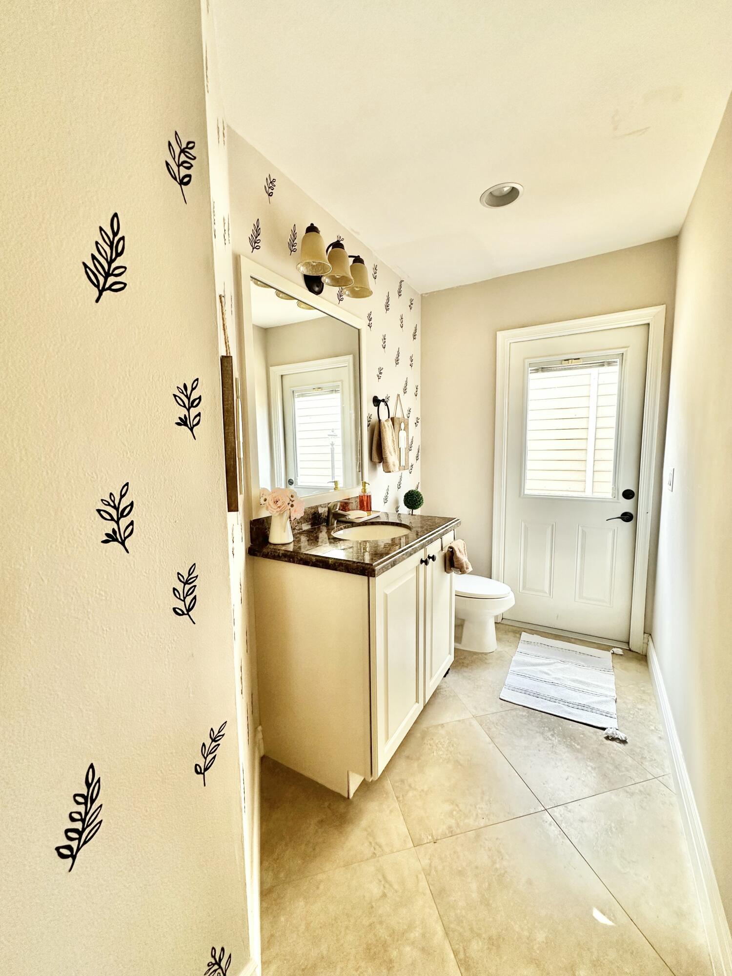5342 Park Pl Circle Boca Raton, FL 33486 - Photo 9 of 44 HalfBath