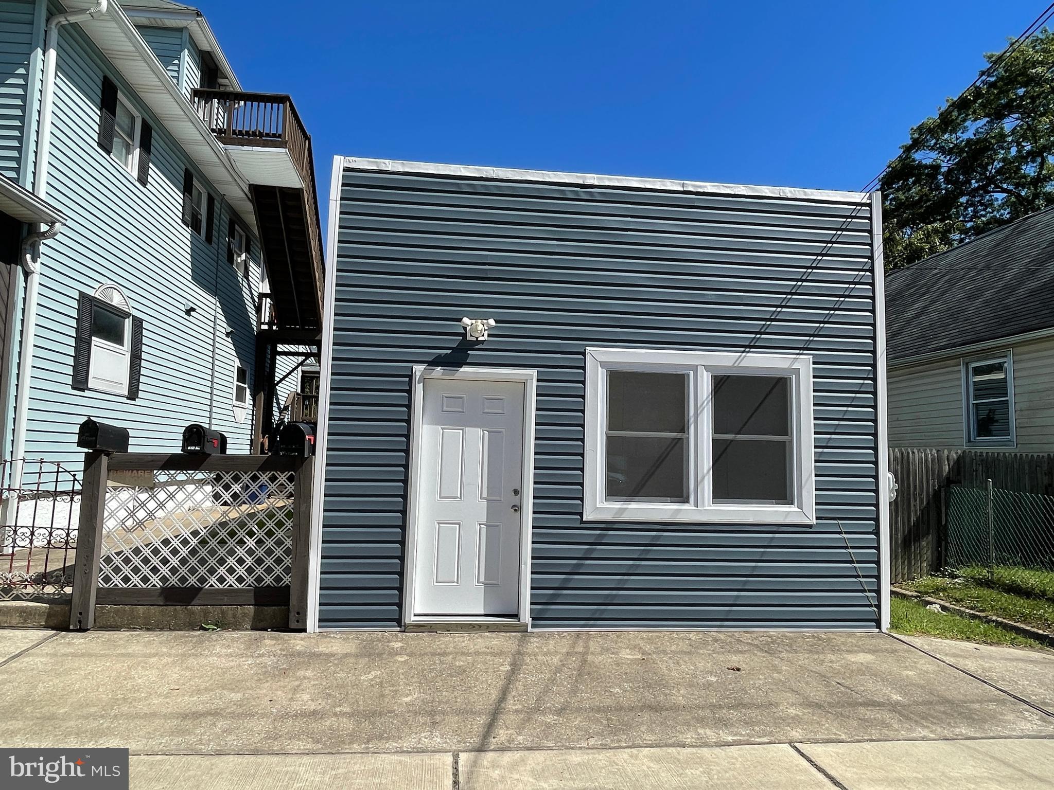 201 South Marlyn Avenue Baltimore, MD 21221 - Photo 4 of 8