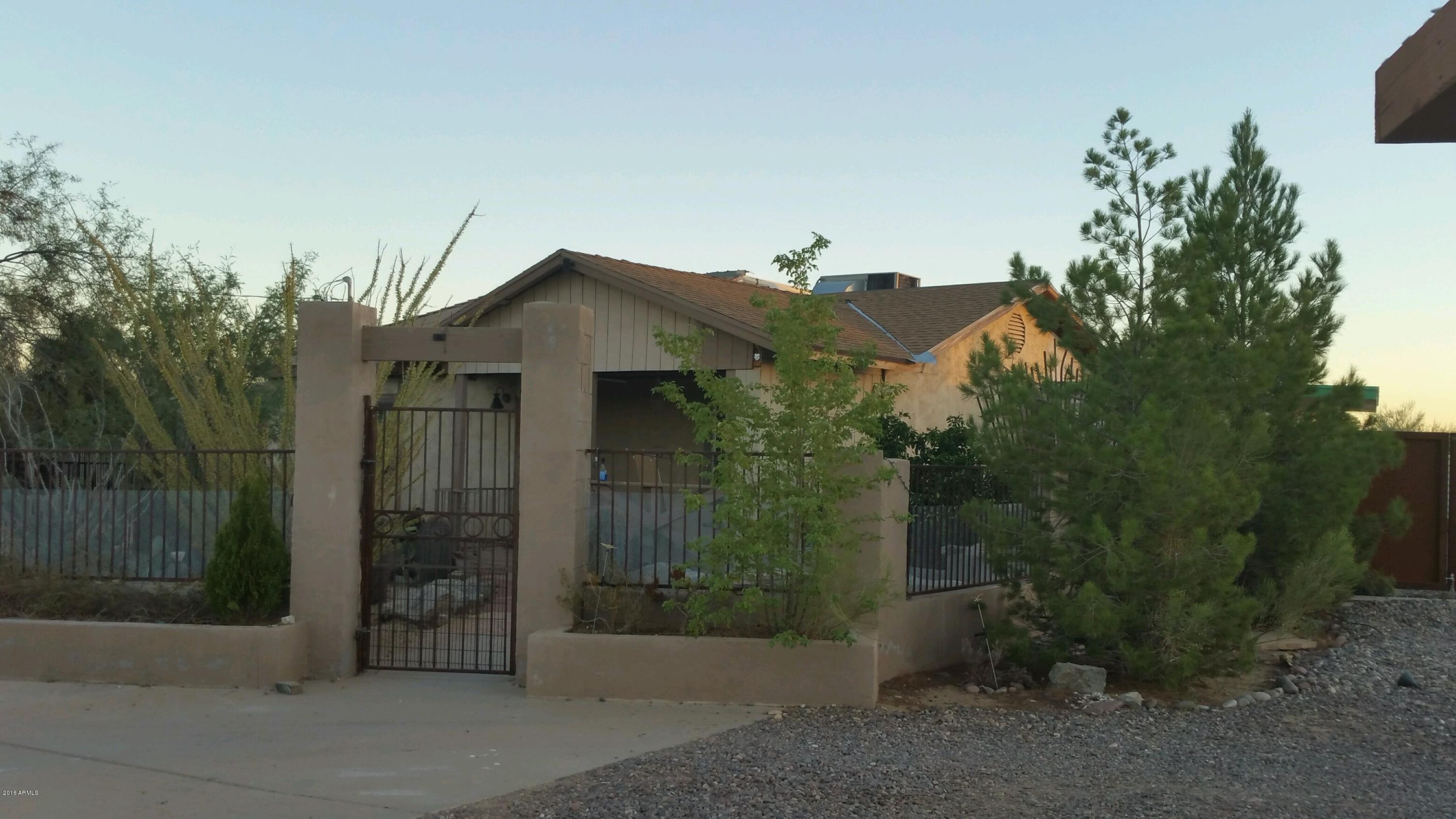 825 East Dolores Road Phoenix, AZ 85086 - Photo 1 of 25 20161014_174251