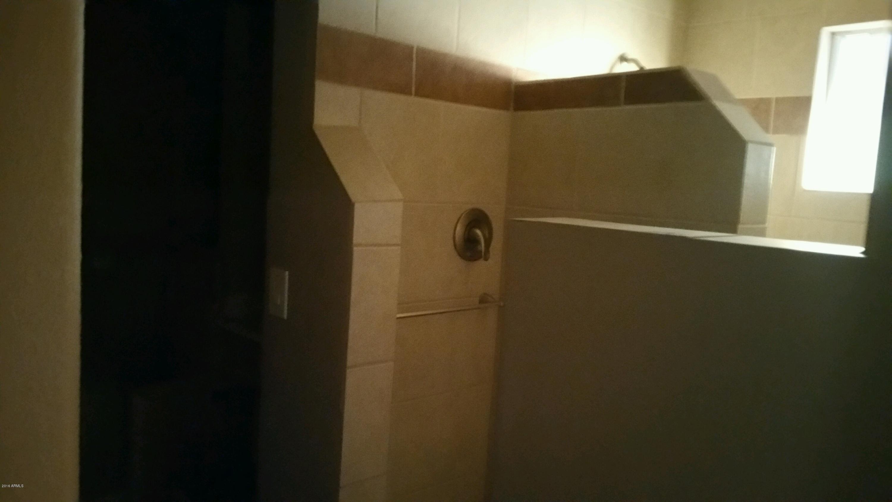 825 East Dolores Road Phoenix, AZ 85086 - Photo 13 of 25 20161014_173953