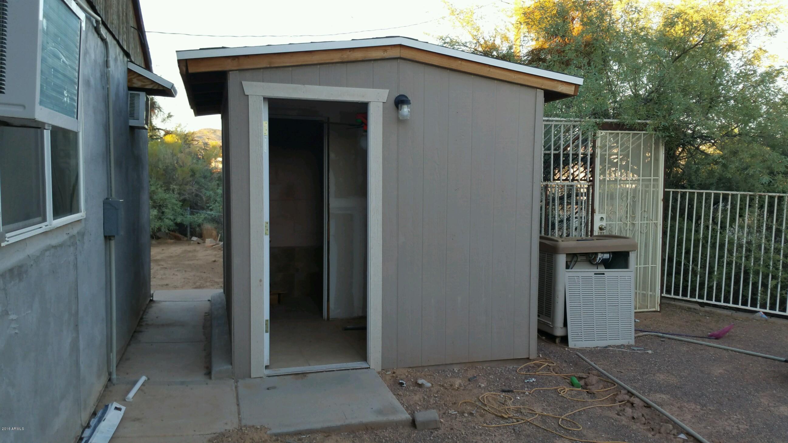 825 East Dolores Road Phoenix, AZ 85086 - Photo 14 of 25 20161014_172817