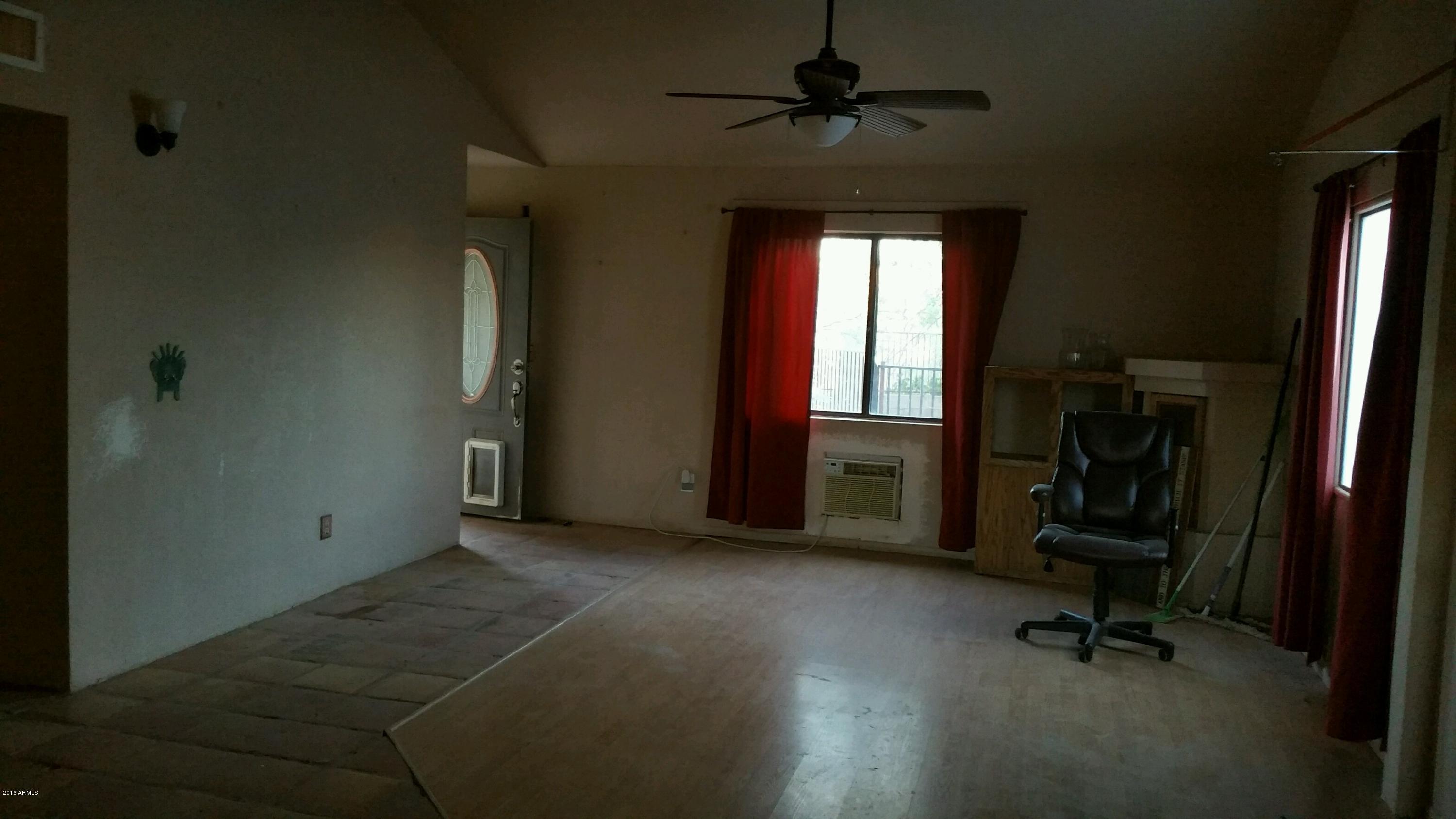 825 East Dolores Road Phoenix, AZ 85086 - Photo 8 of 25 20161014_173836