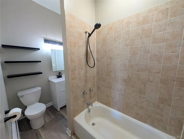 $2,150 | 12 Railroad Avenue, Unit 2, Chester, NY 10918