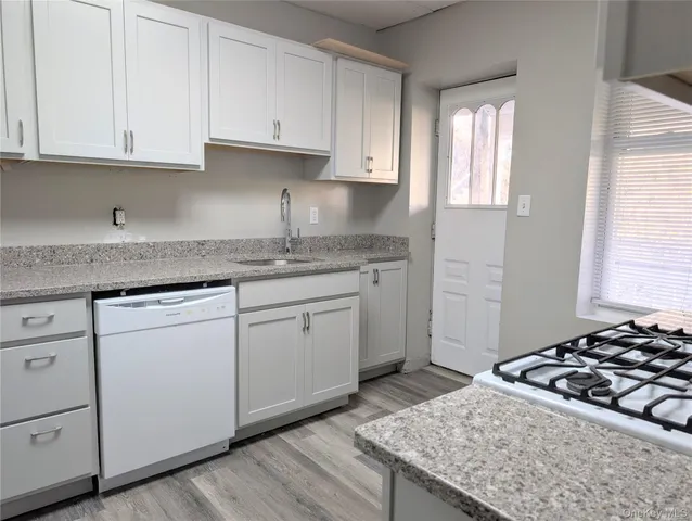 $2,150 | 12 Railroad Avenue, Unit 2, Chester, NY 10918