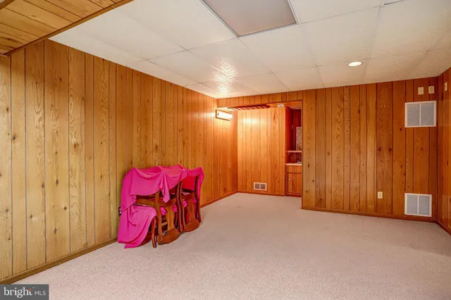 $495,000 | 20744 Highland Hall Drive, Montgomery Village, MD 20886