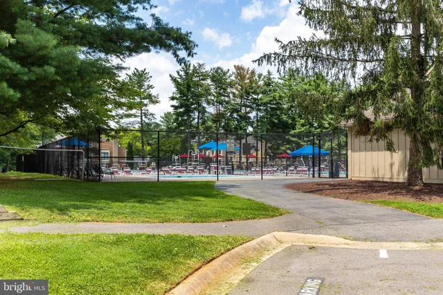 $495,000 | 20744 Highland Hall Drive, Montgomery Village, MD 20886