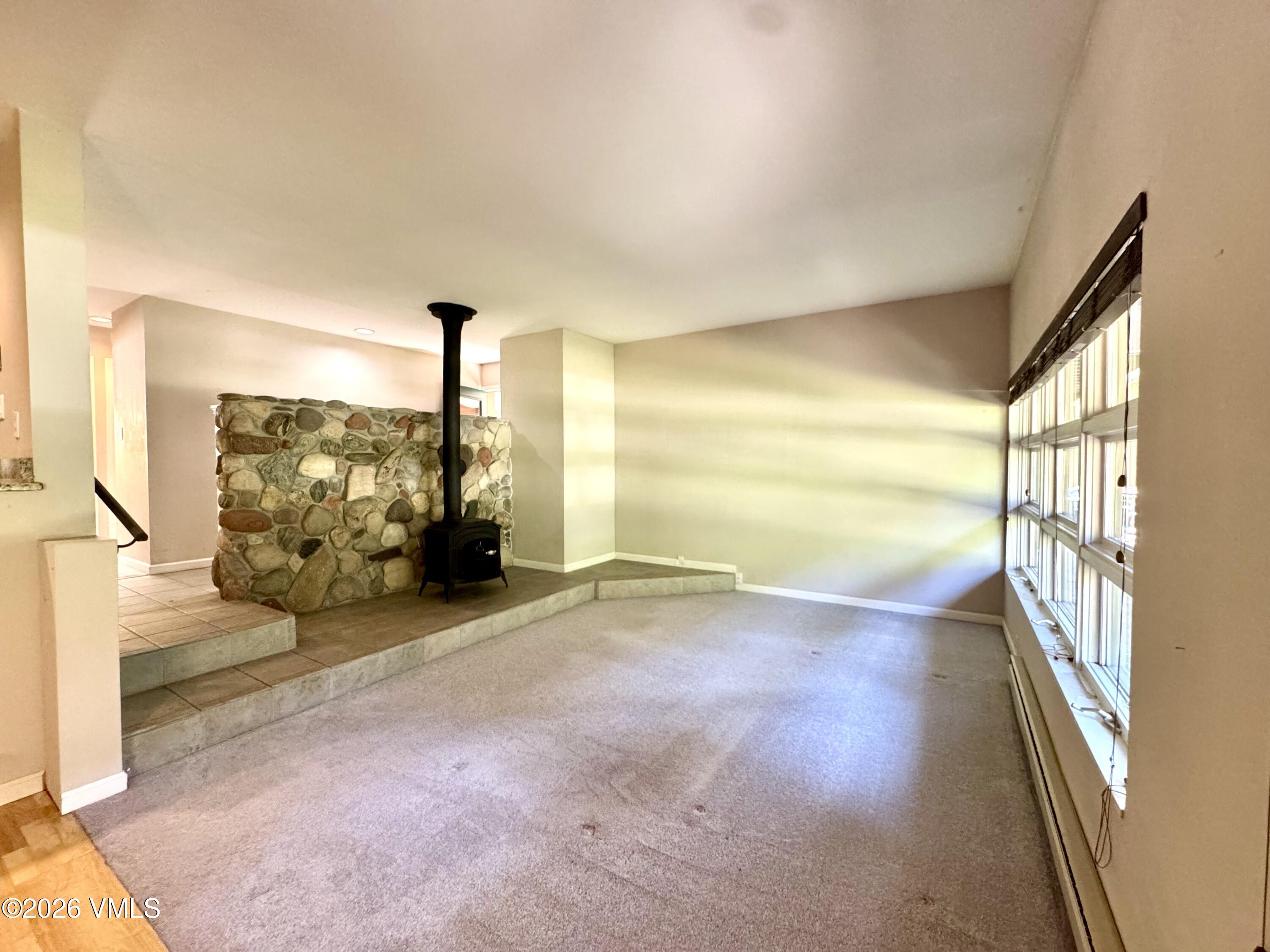 3921 Big Horn Road, Unit 3B Vail, CO 81657 - Photo 5 of 16 a view of an empty room and window