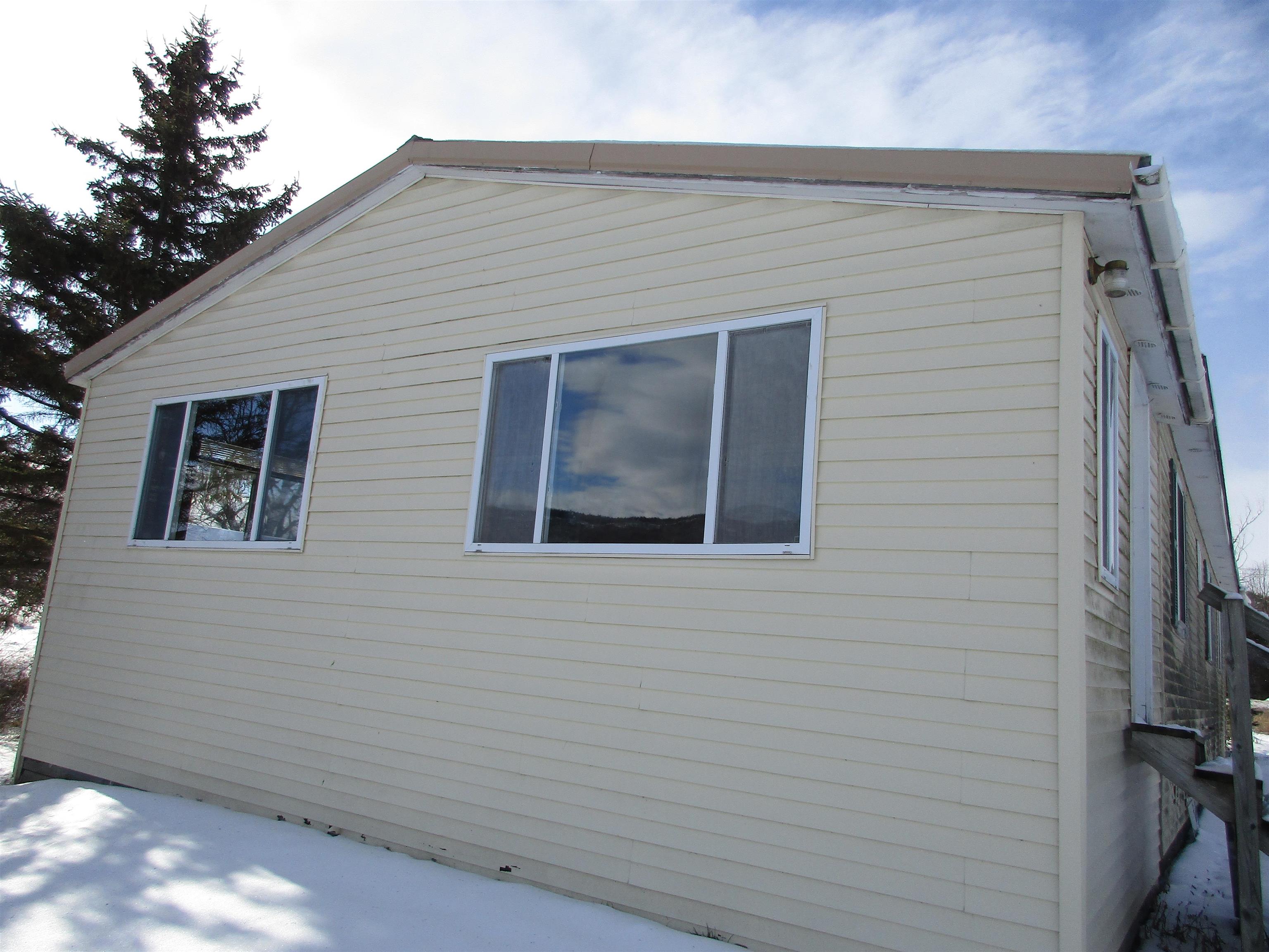 56 Danyow Drive Addison, VT 05491 - Photo 2 of 28