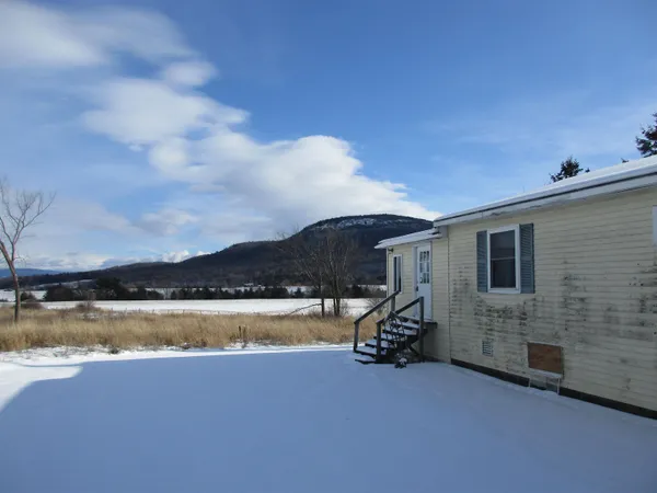 $260,000 | 56 Danyow Drive, Addison, VT 05491