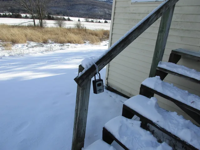 $276,250 | 56 Danyow Drive, Addison, VT 05491