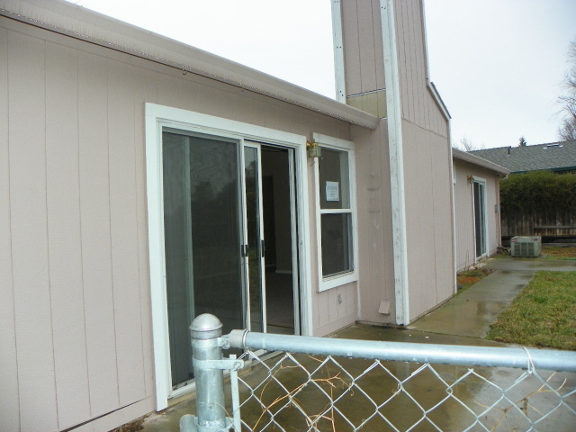 710 Mallard Street Redding, CA 96003 - Photo 17 of 19 an outdoor space with a house