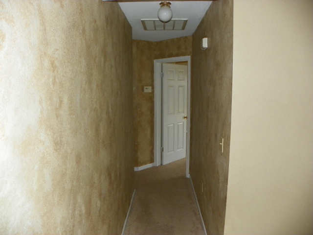 710 Mallard Street Redding, CA 96003 - Photo 7 of 19 a view of a hallway