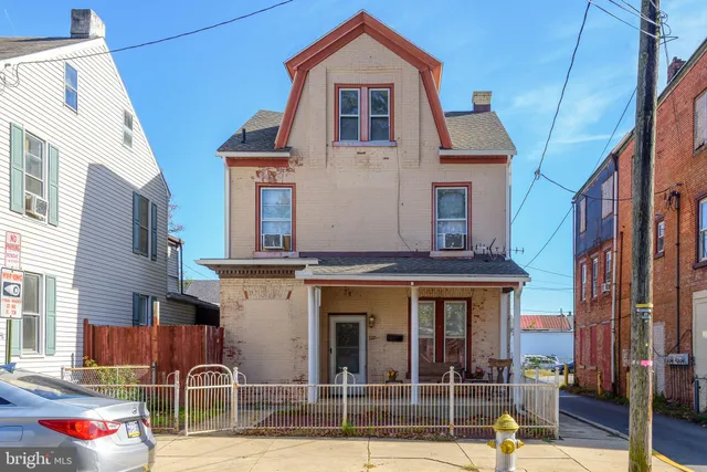 $280,000 | 322 North 7th Street, Lebanon, PA 17046