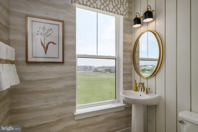 $789,990 | 62 Northpark Drive, Ashburn, VA 20147