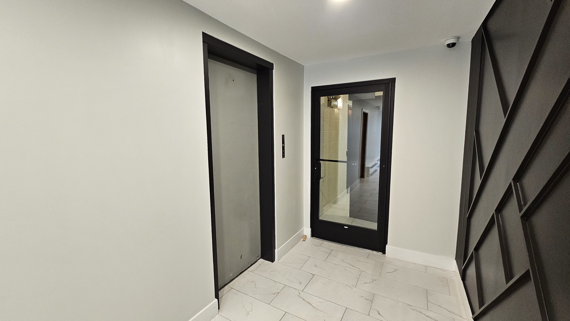 5906 North Sheridan Road, Unit 3F Chicago, IL 60660 - Photo 4 of 16