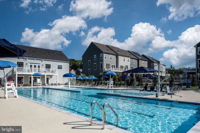 $925,000 | 17814 White Campion Way, Dumfries, VA 22026