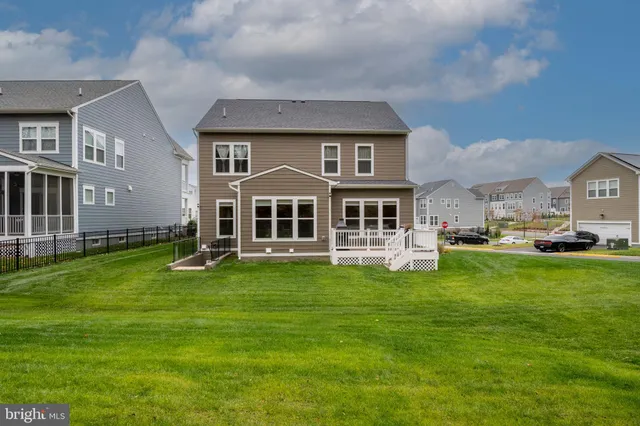 $925,000 | 17814 White Campion Way, Dumfries, VA 22026