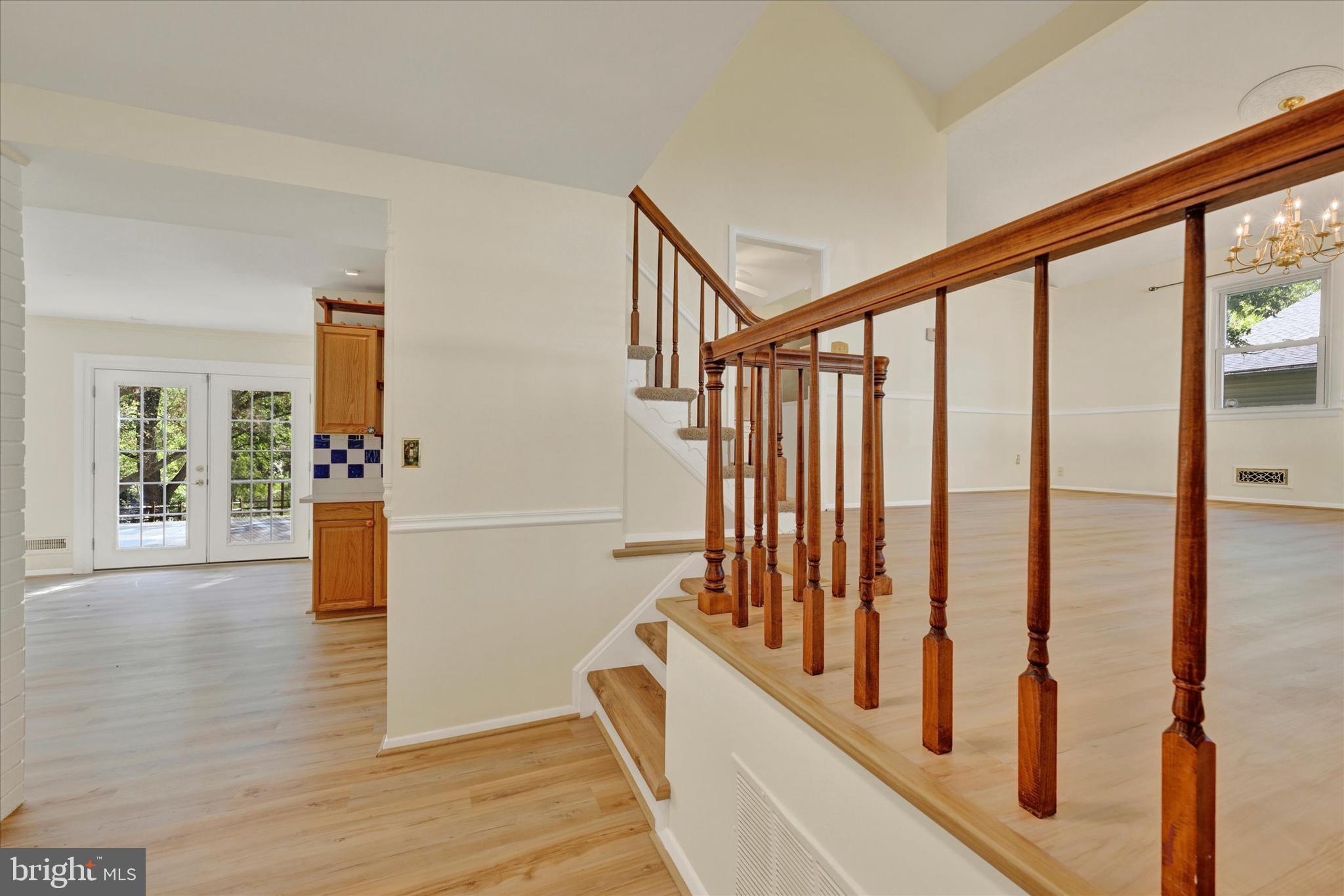 809 Providence Road Towson, MD 21286 - Photo 4 of 26 a view of an entryway with wooden floor