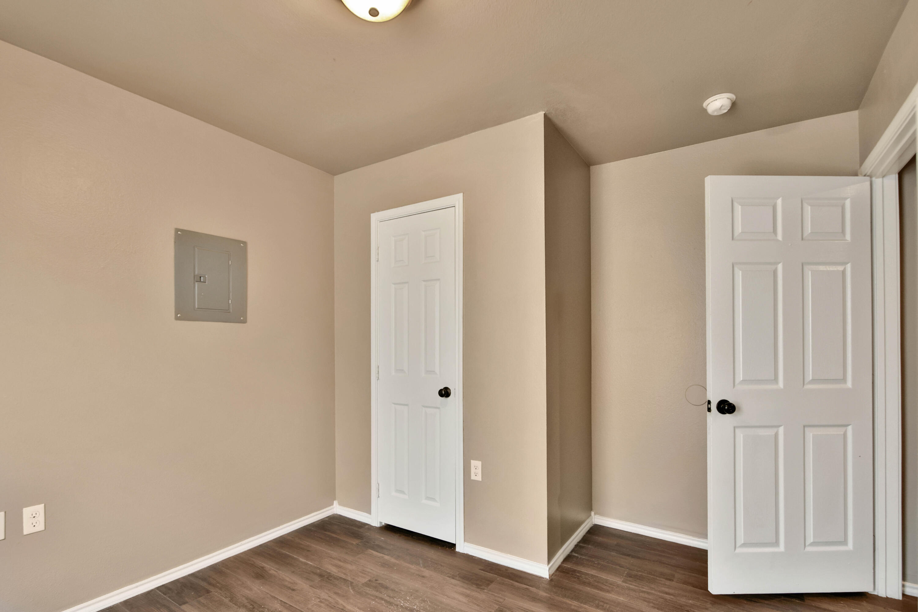 211 36th Street Lubbock, TX 79404 - Photo 13 of 19 IMG_3445