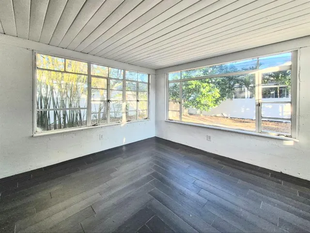 $3,000 | 2617 West Watrous Avenue, Tampa, FL 33629