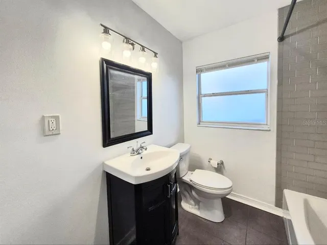 $3,000 | 2617 West Watrous Avenue, Tampa, FL 33629